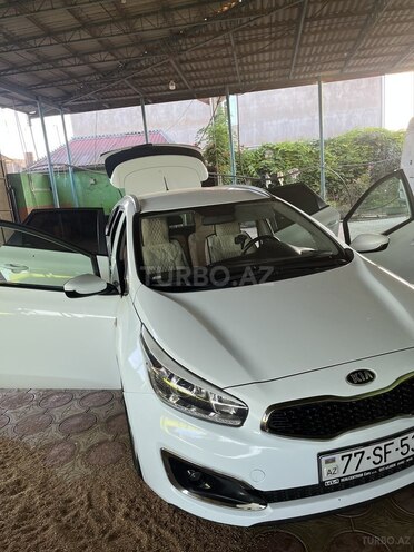 Kia Ceed SW-3