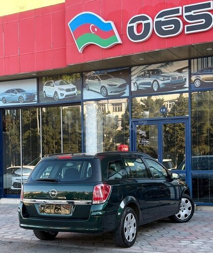 Opel Astra-11