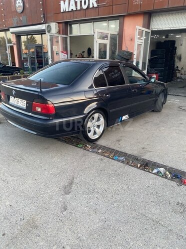 BMW 523-3