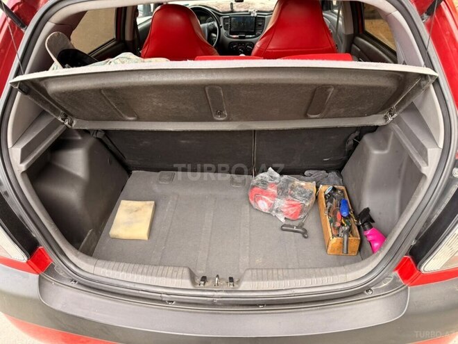 Kia Rio-4