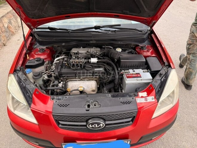 Kia Rio-7