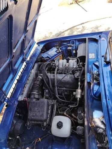 LADA (VAZ) 2107-2