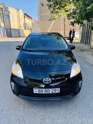 Toyota Prius-6