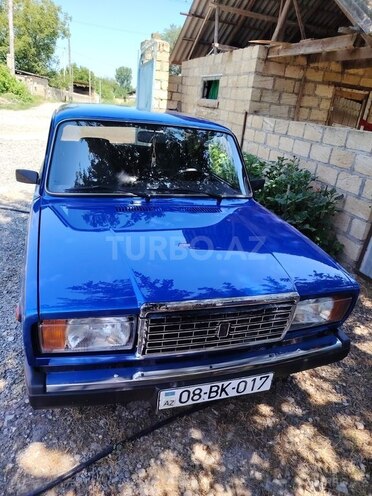 LADA (VAZ) 2107-1