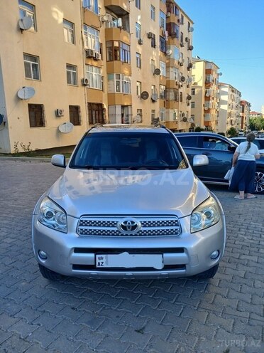 Toyota RAV4-2