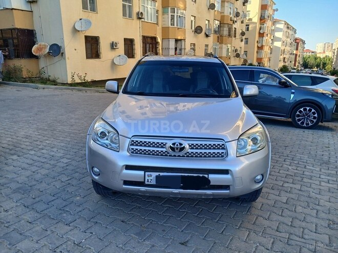 Toyota RAV4-1