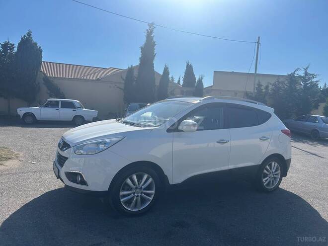 Hyundai ix35-11