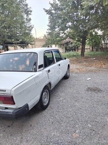LADA (VAZ) 2107-2