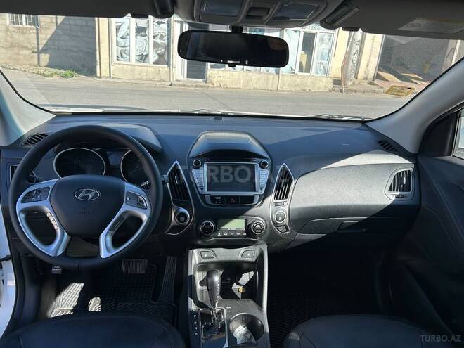 Hyundai ix35-10
