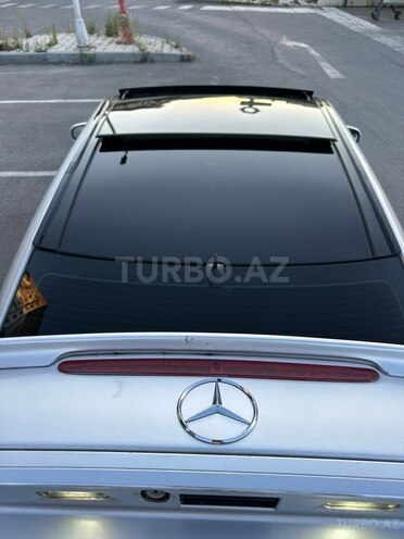 Mercedes E 240-6