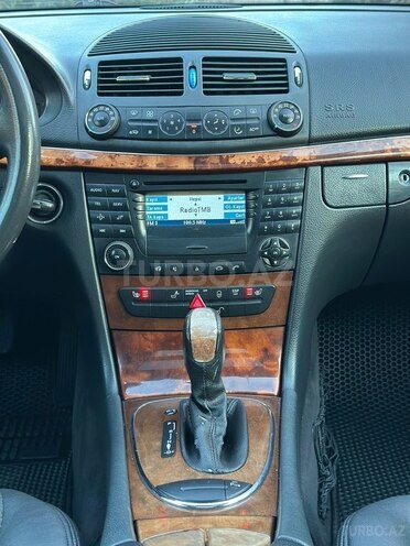 Mercedes E 240-9