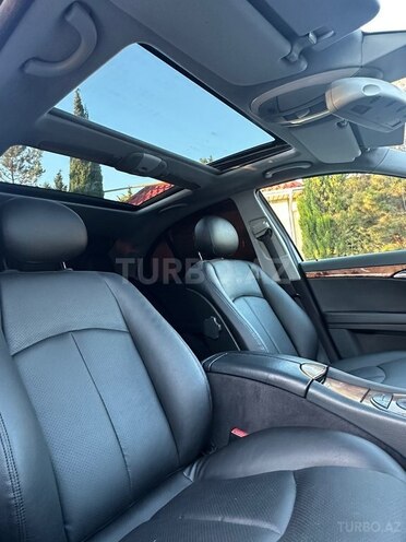 Mercedes E 240-8