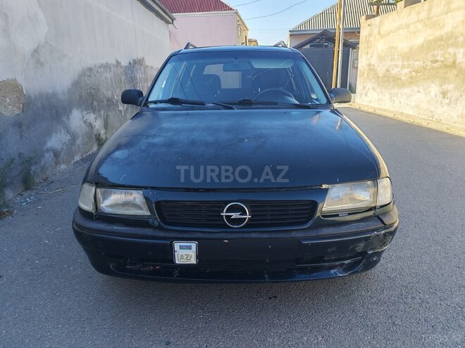 Opel Astra-1