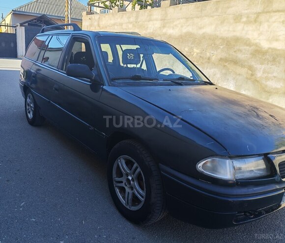 Opel Astra-3