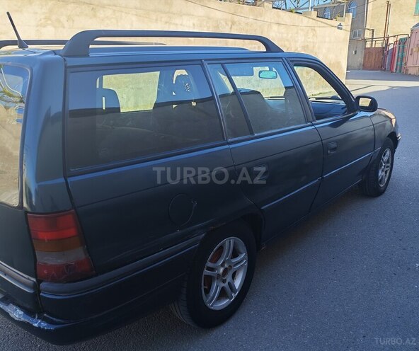 Opel Astra-4