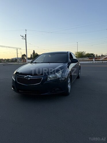 Chevrolet Cruze-1