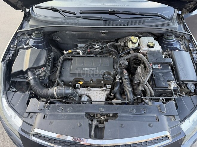 Chevrolet Cruze-8