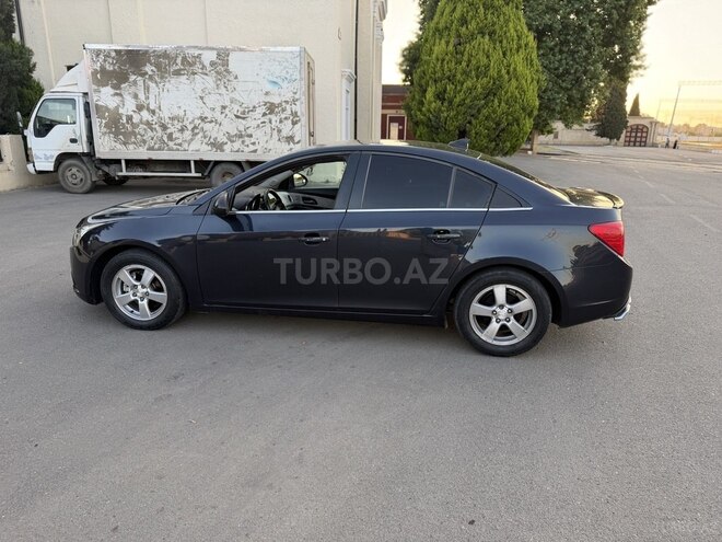 Chevrolet Cruze-5