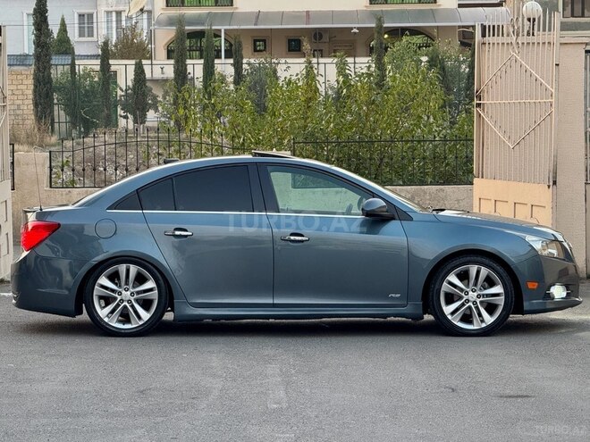 Chevrolet Cruze-9