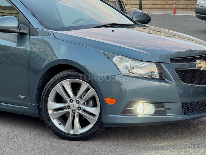 Chevrolet Cruze-11