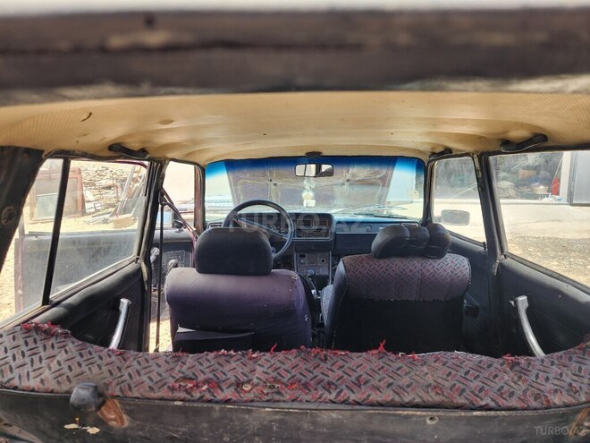 LADA (VAZ) 2104-10