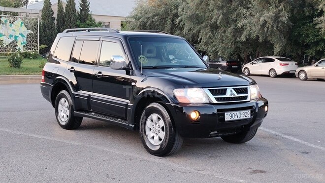 Mitsubishi Pajero-13