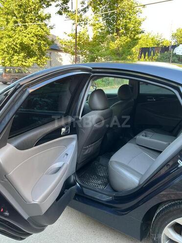 Hyundai Sonata-6