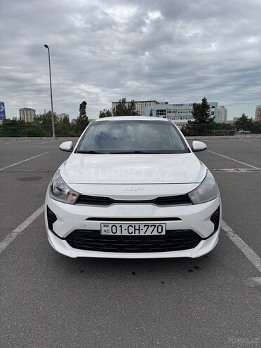 Kia Rio-1
