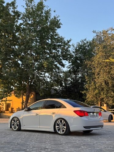 Chevrolet Cruze-3