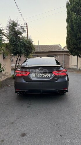 Toyota Camry-3