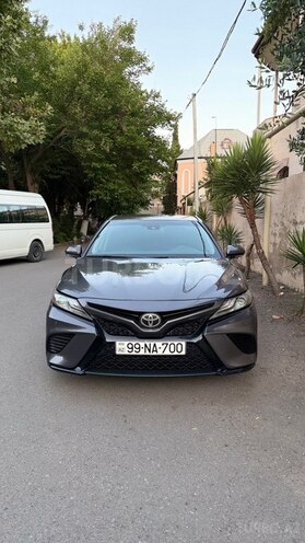 Toyota Camry-2