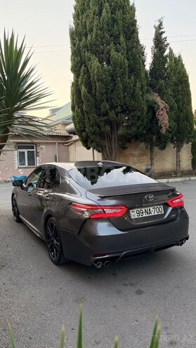 Toyota Camry-4