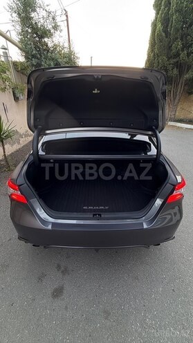 Toyota Camry-5