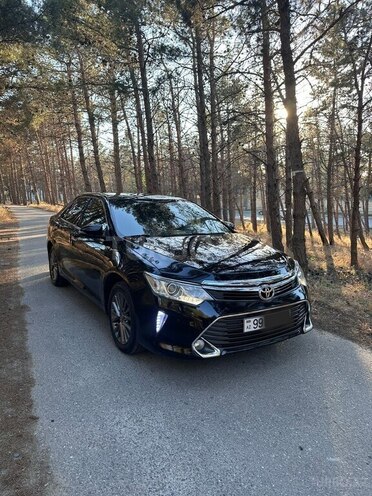 Toyota Camry-4
