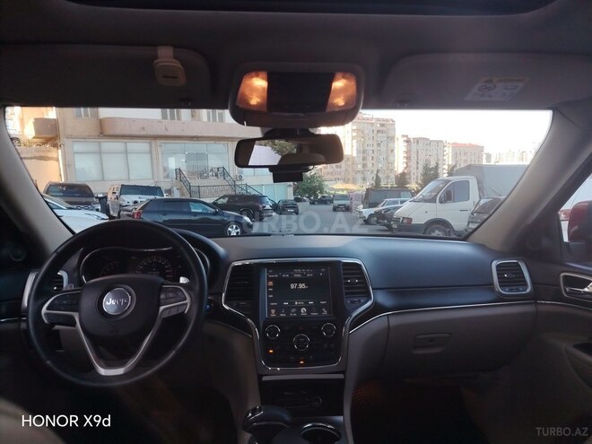 Jeep Grand Cherokee-3