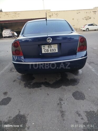 Volkswagen Passat-2