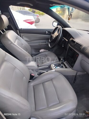 Volkswagen Passat-8