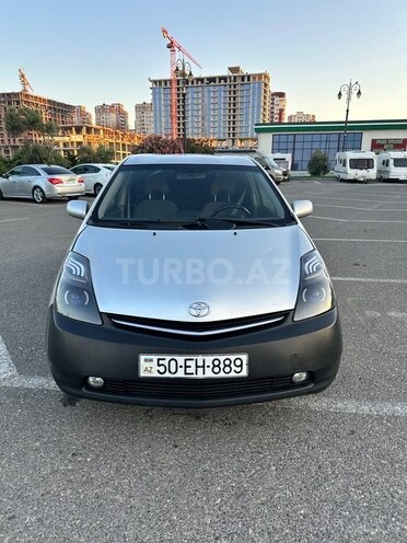 Toyota Prius-10