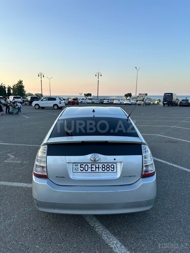 Toyota Prius-14