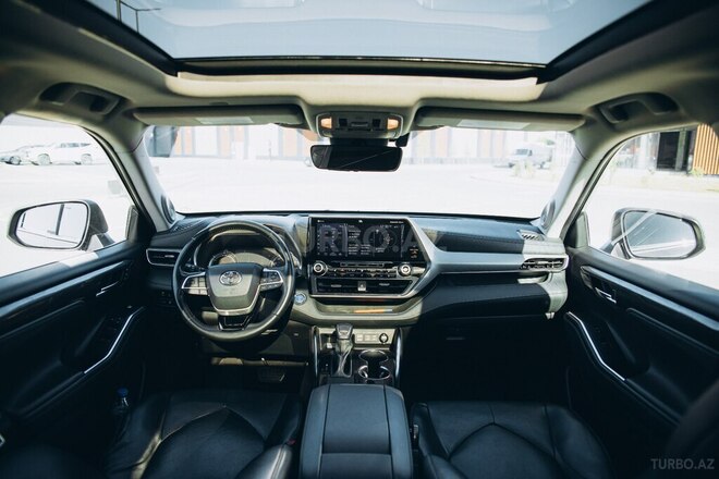 Toyota Highlander-3