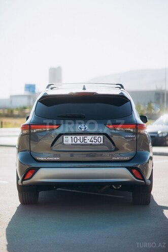 Toyota Highlander-8