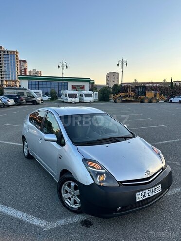 Toyota Prius-1