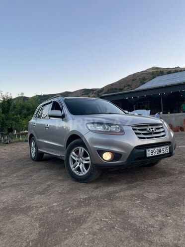 Hyundai Santa Fe-3