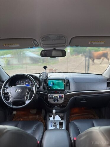 Hyundai Santa Fe-8