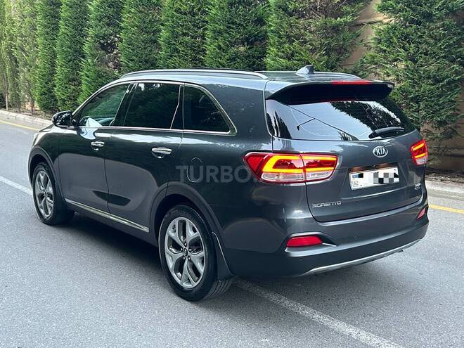 Kia Sorento-5
