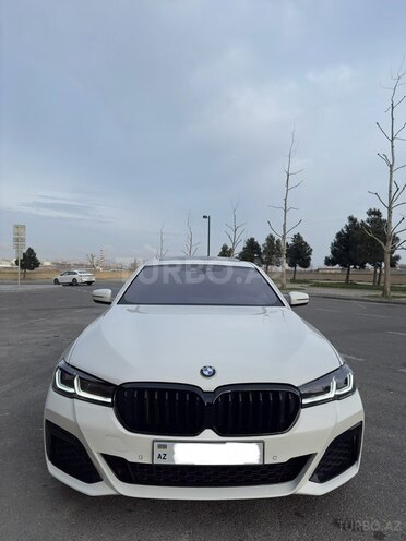 BMW 530e-1
