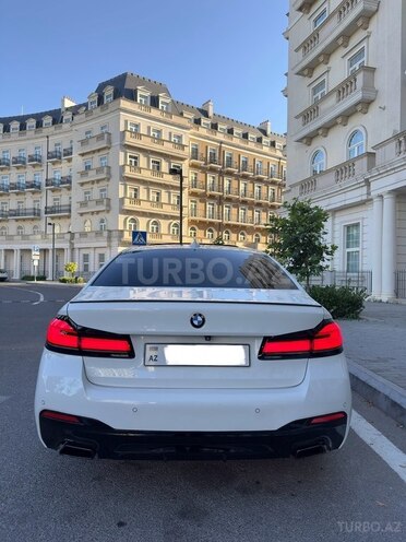 BMW 530e-3