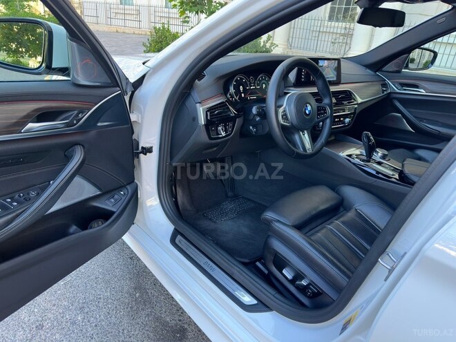 BMW 530e-7