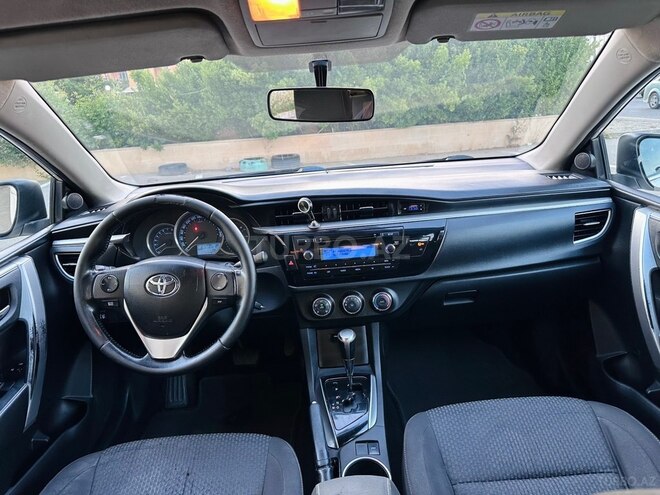 Toyota Corolla-5