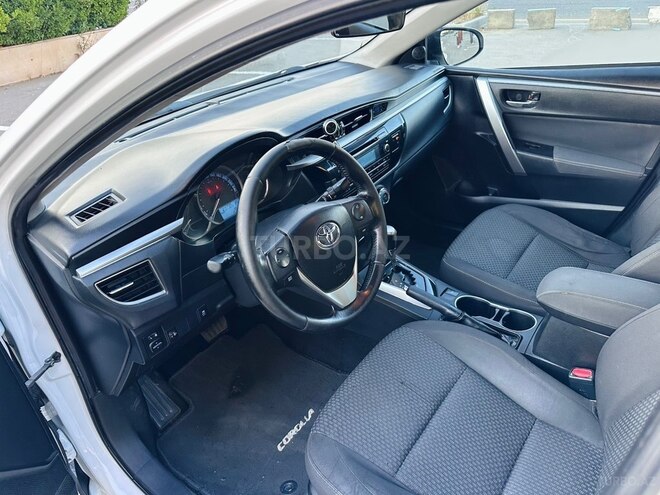 Toyota Corolla-9